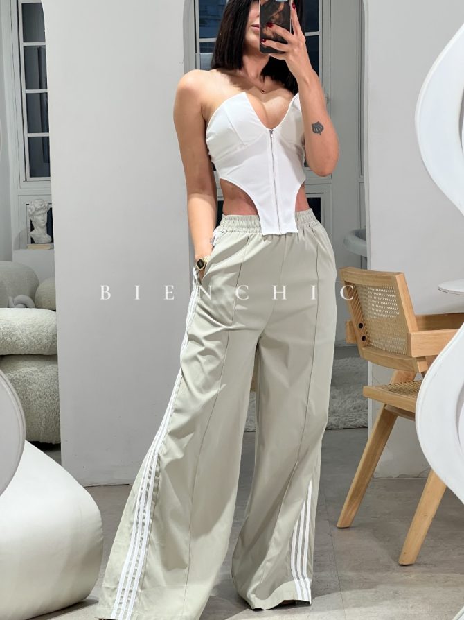 Top Blanco Asimetrico Kelly