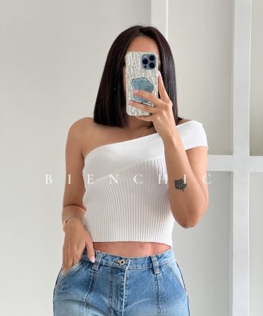 Top Blanco una manga Celina