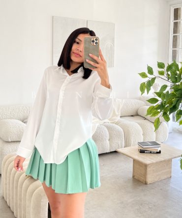 Camisa Blanca Satinada De Botones