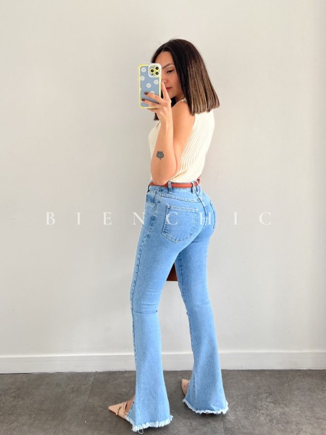 Jeans Bota abierta  Cara