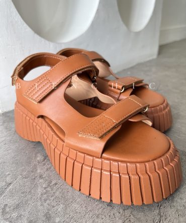 Sandalias Camel Alaina