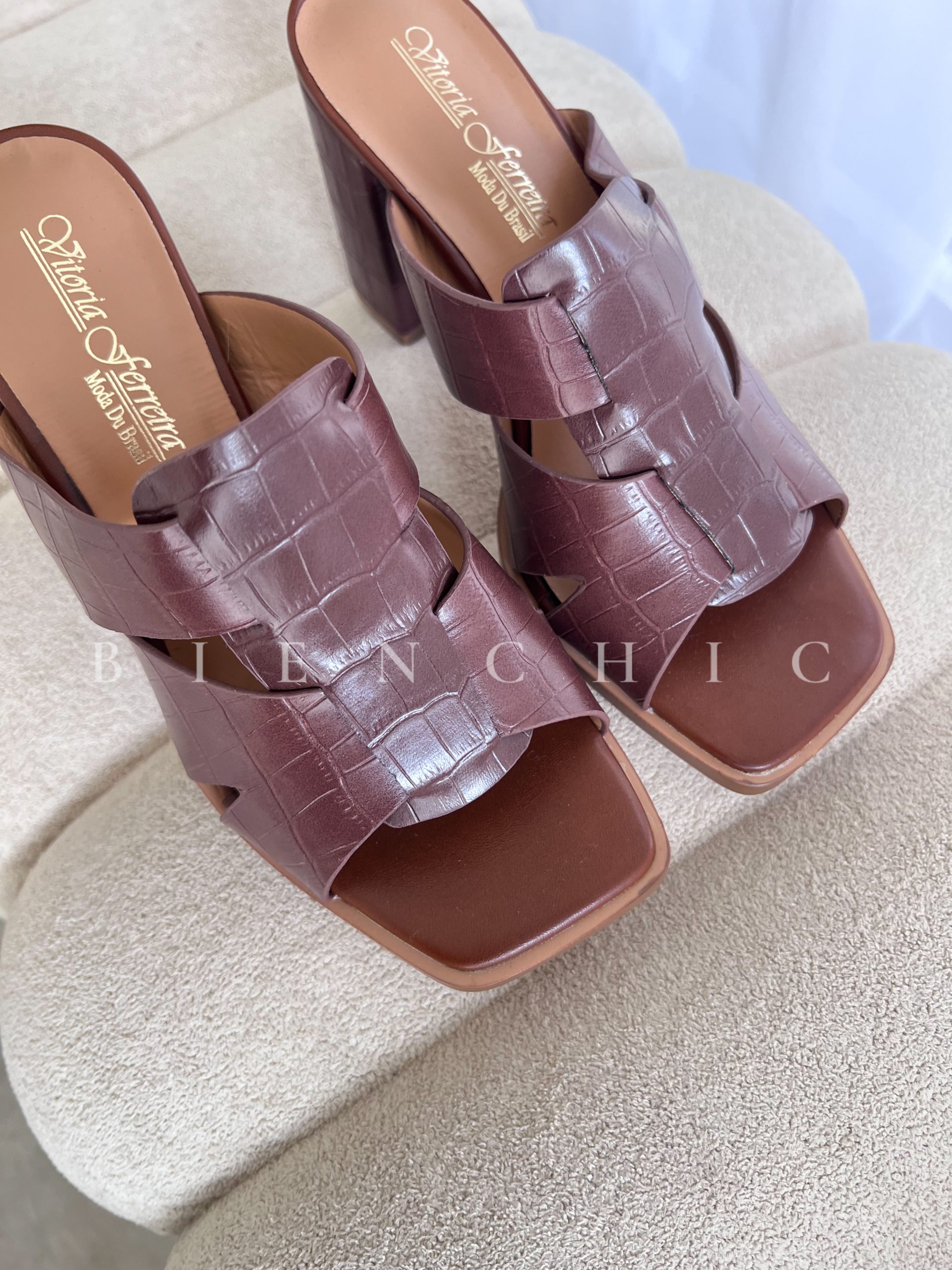 Sandalias Dione Marrón