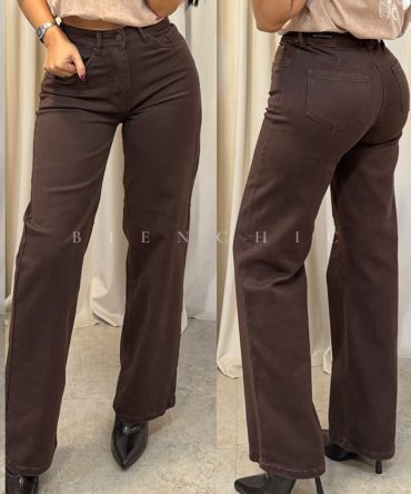 Jeans Corte Recto Marrón