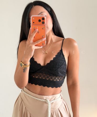 Top Bordado Laila Negro